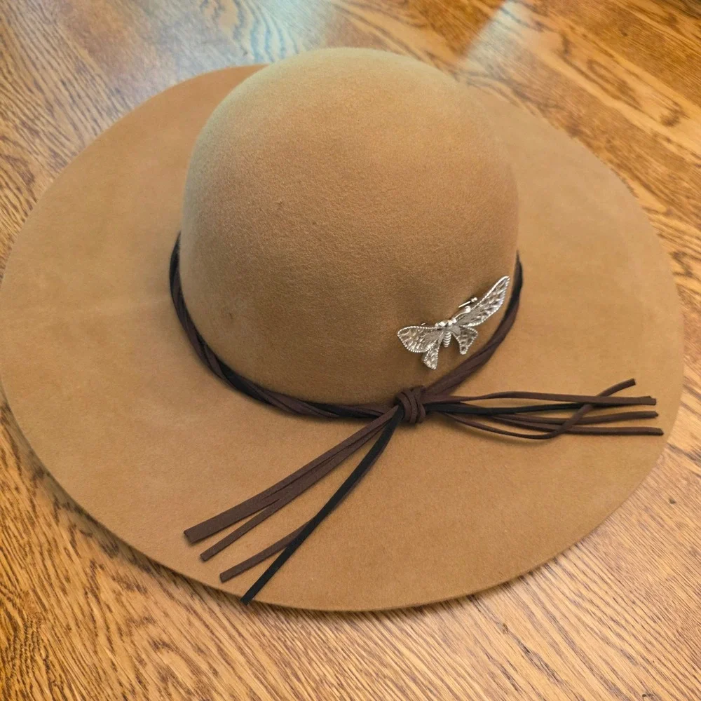 100% Wool Tan Wide Brim Floppy Hat Silver Butterfly Pin Braided Band Boho Whimsy
